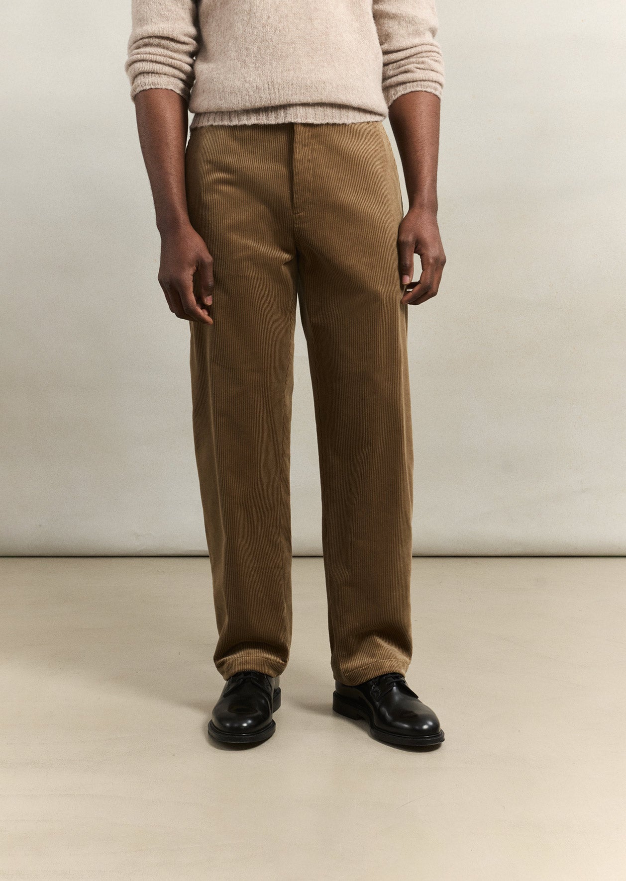 Balloon trousers