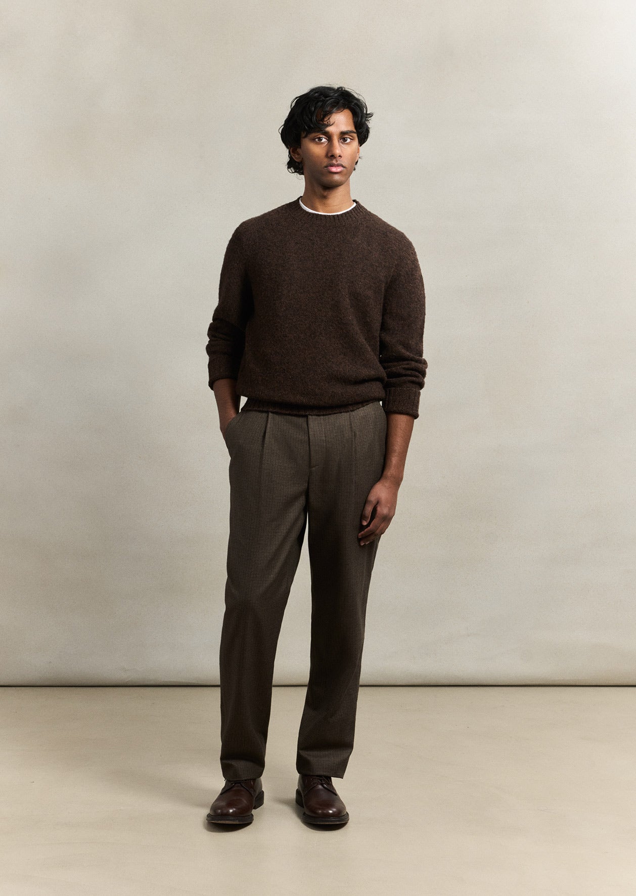 Shaggy sheep jumper