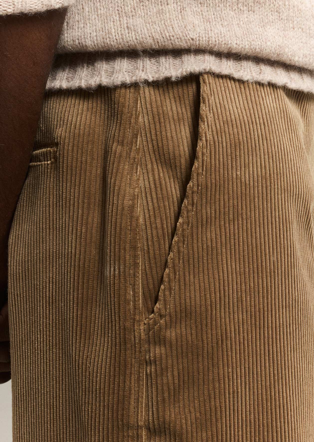 Balloon trousers