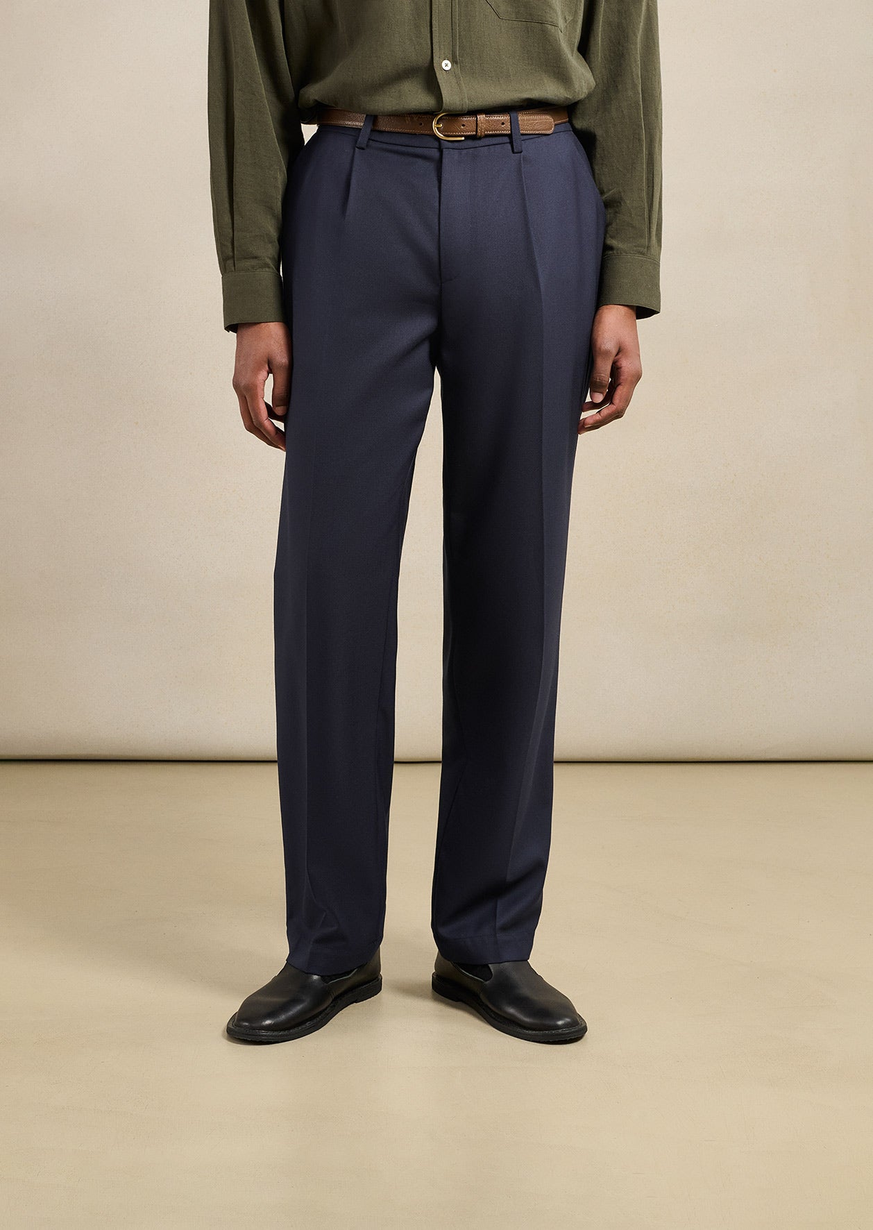 One pleat trousers